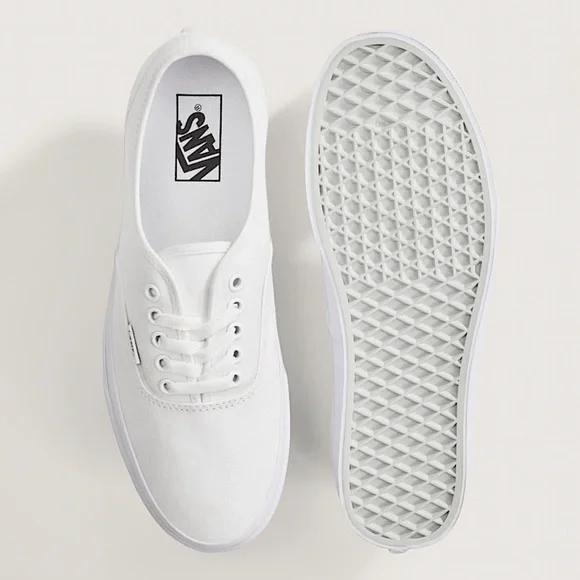 Vans WMNS Classic White Authentic Shoe
Lifestyle, Original Icon, Canvas Sneakers - Picture 4 of 6